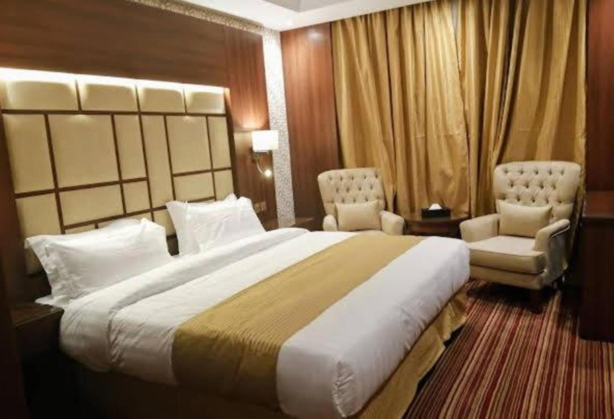 Quiet Jeddah Al Hamra Hotel Exterior photo