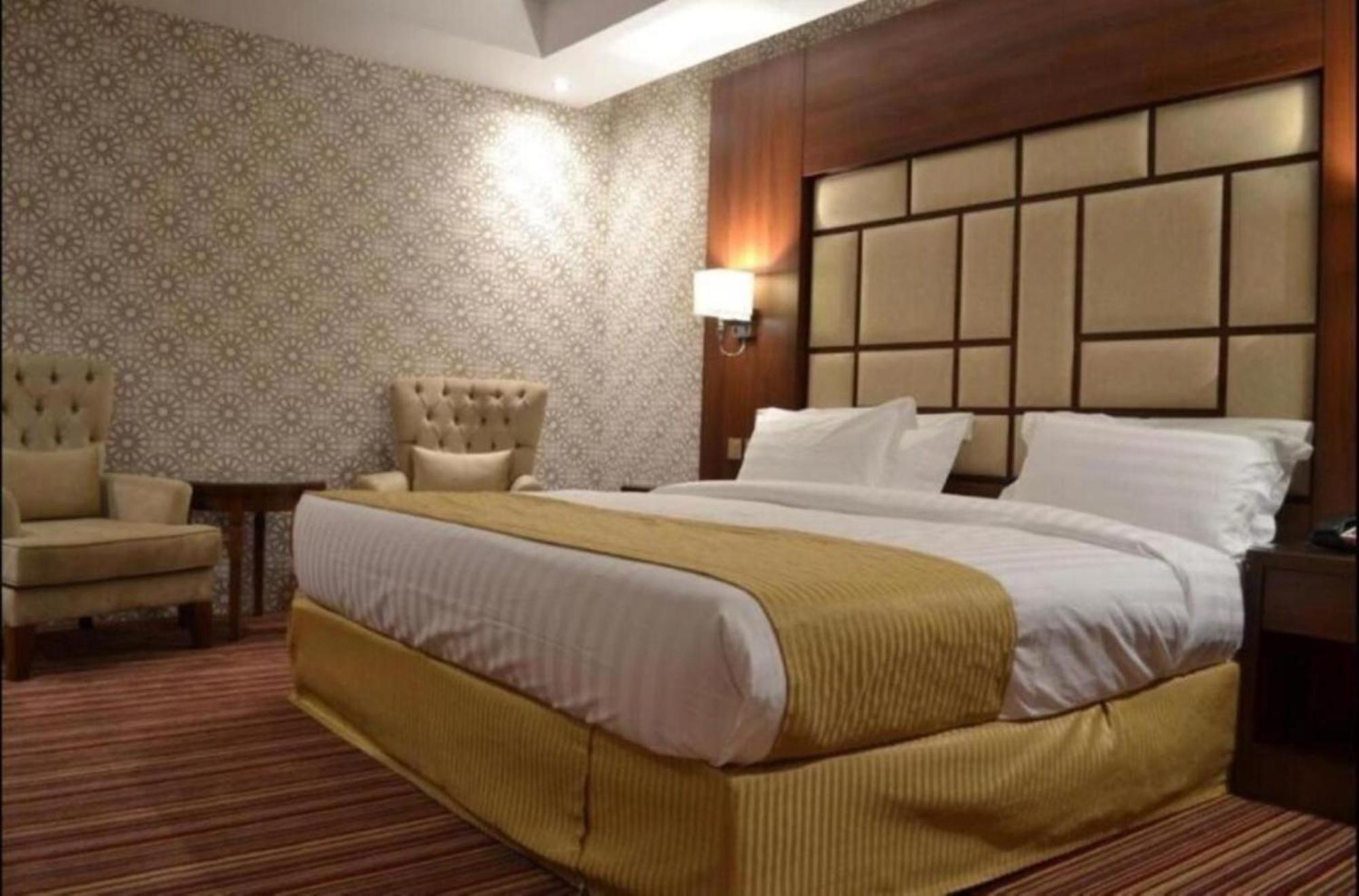 Quiet Jeddah Al Hamra Hotel Exterior photo
