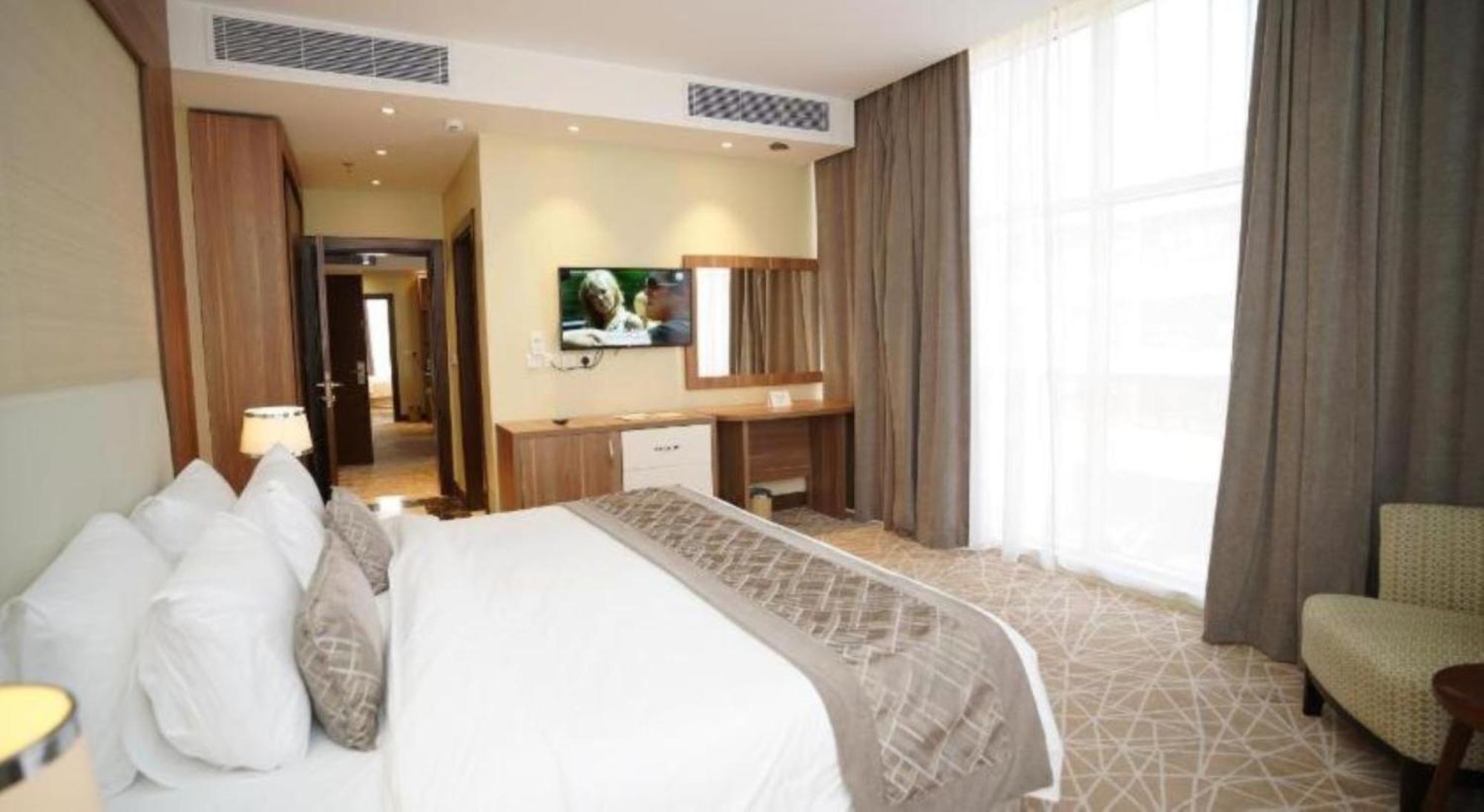 Quiet Jeddah Al Hamra Hotel Exterior photo